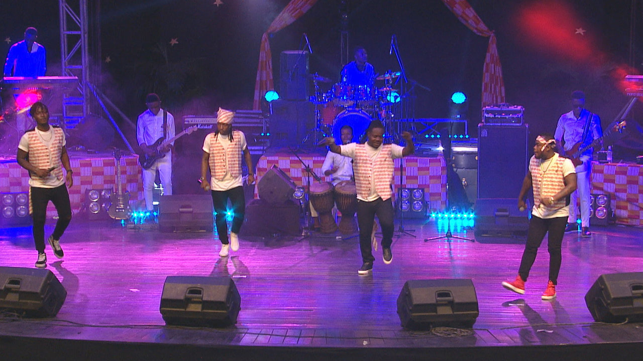 Kouman (Live au palais de la Culture d'Abidjan 2018)