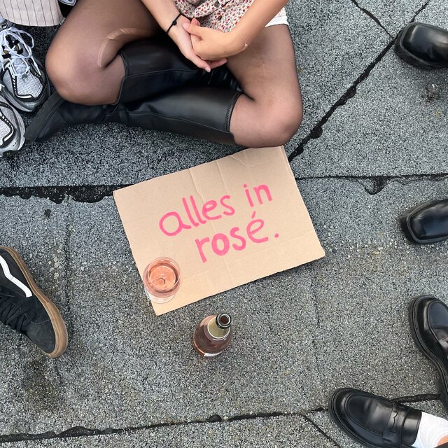 alles in rosé.
