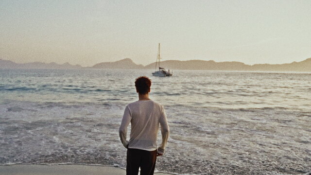 Pide un deseo por mí (Lyric Video)