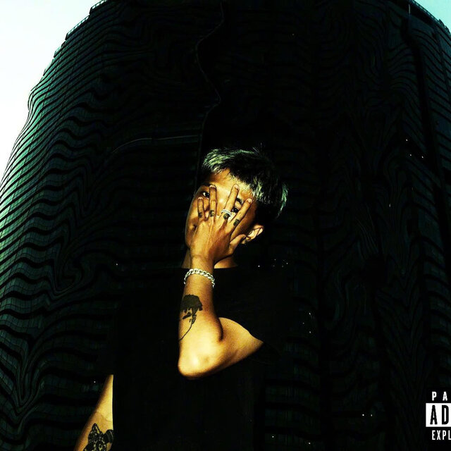 Laydi (feat. Vanxoii)