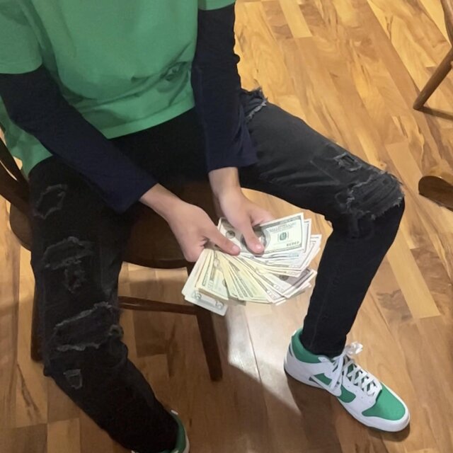 ST4ND 0FF