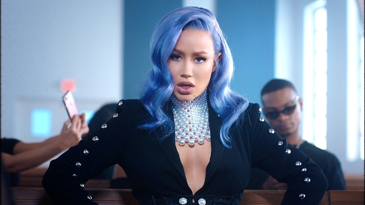 Sally Walker (Official Music Video)