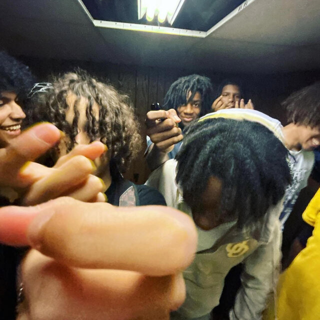 snakes inna grass (feat. vbap)