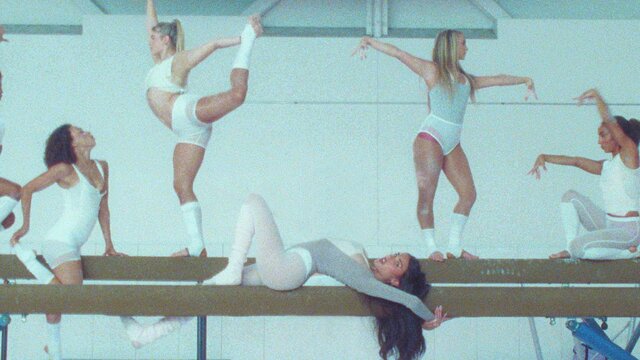 yes baby (Official Music Video)