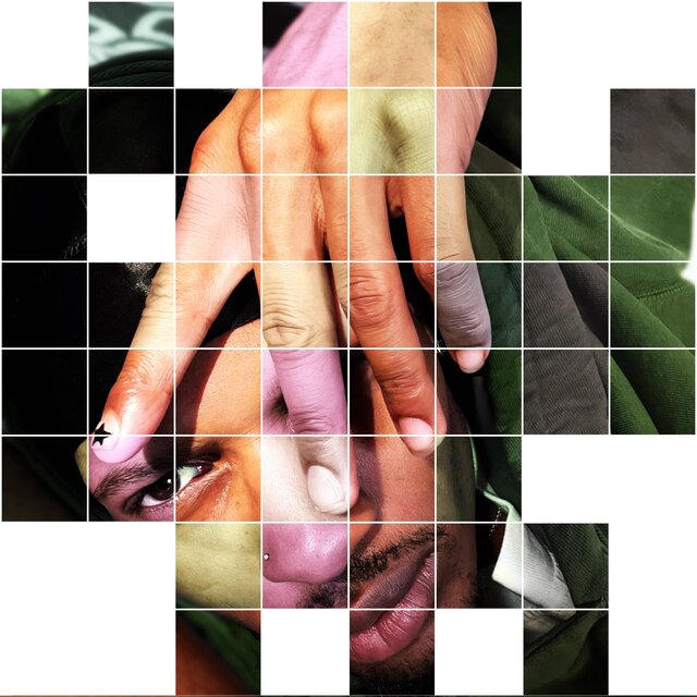 999