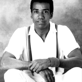 Solta O Pavão (1975) / Jorge Ben Jor - TIDAL