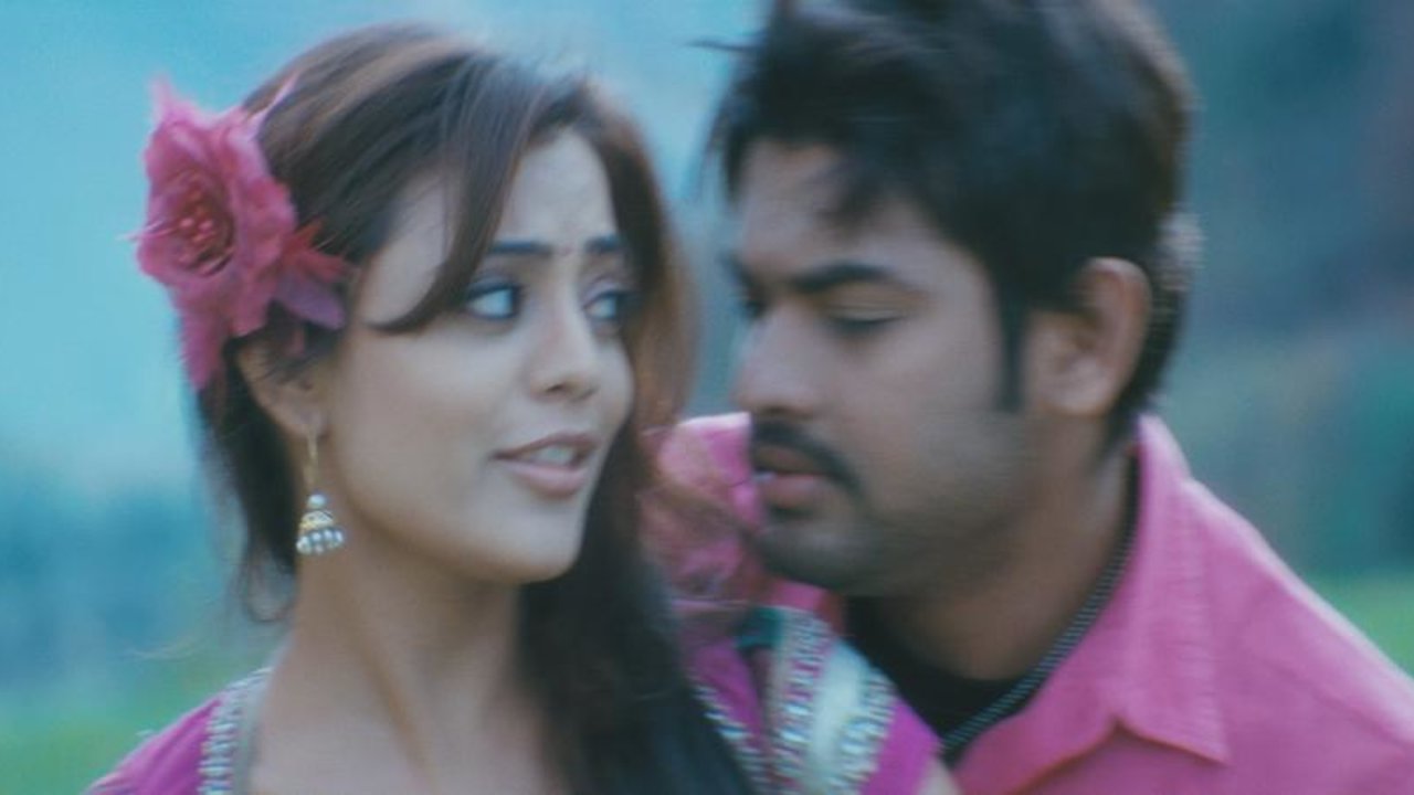 Dhinnakku Dhina (Full Song)