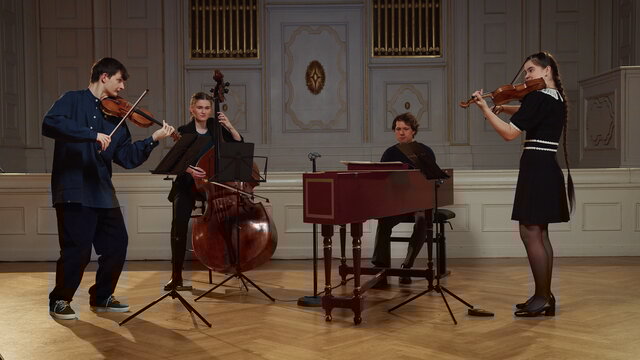 Mozart: Serenade in C Major, K. 648 