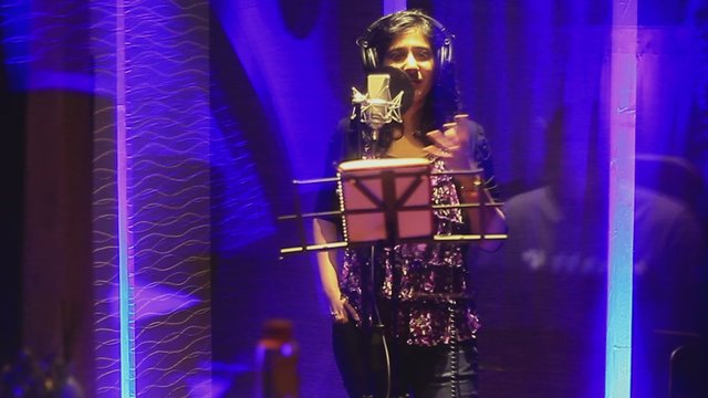 Yaen Yennai (Lyric Video)