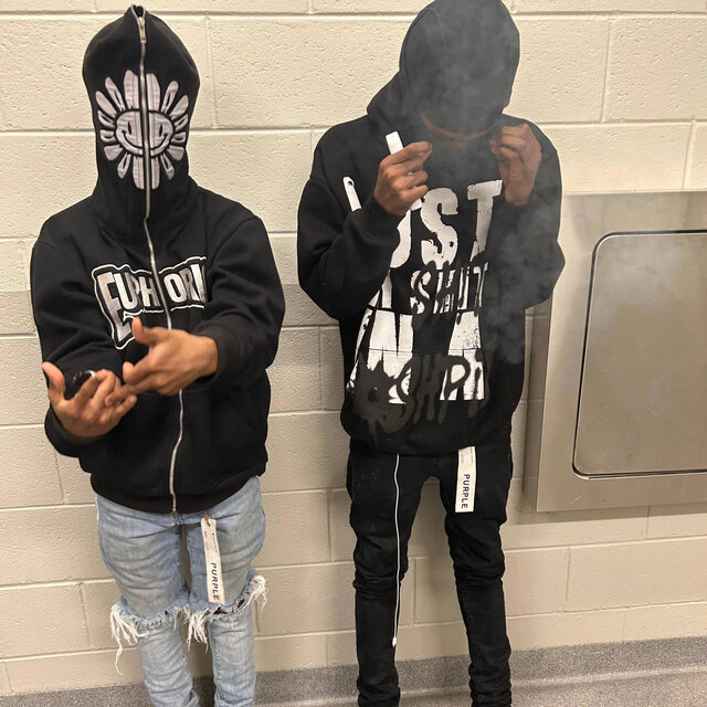 Fake stepping (feat. Luhq5)