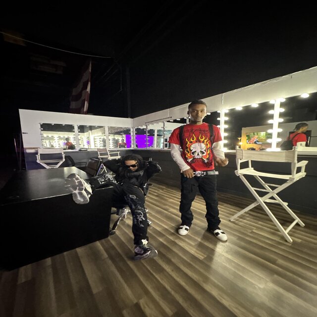 Landlord (feat. 2manywavez)