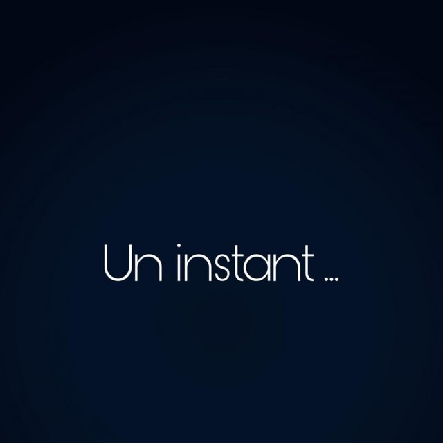 Un instant