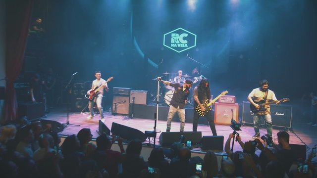 Além Do Horizonte (feat. Andreas Kisser) (Ao Vivo)