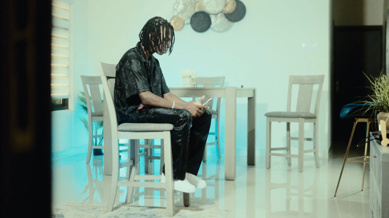 DARMAIN STIILE - SNAP (IF A BOY MOVE HIM FOOT) (OFFICIAL MUSIC VIDEO)