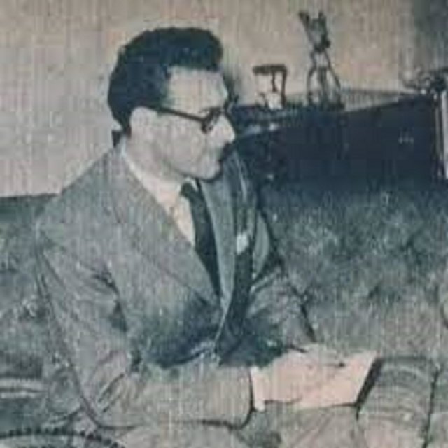 ROBERTO VIDAL EN LA RADIO (feat. Canales)