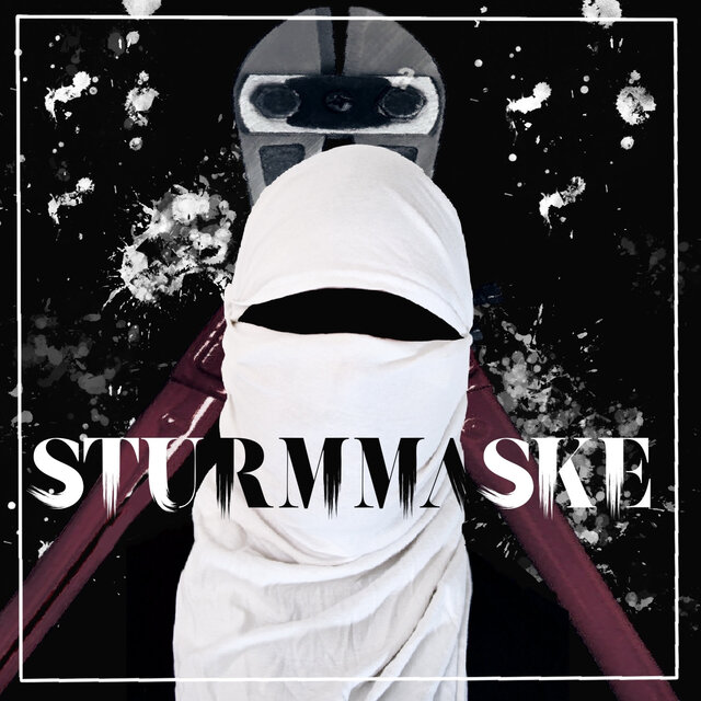 Sturmmaske