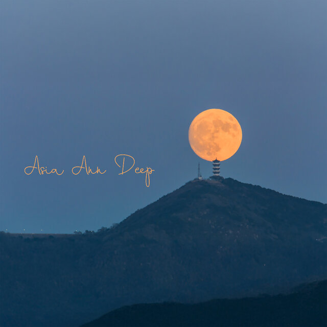 Moon Over Kyoto