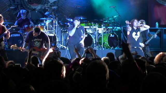 The Dagger (Live at the Nokia Theatre, New York, NY, 12/15/2005)