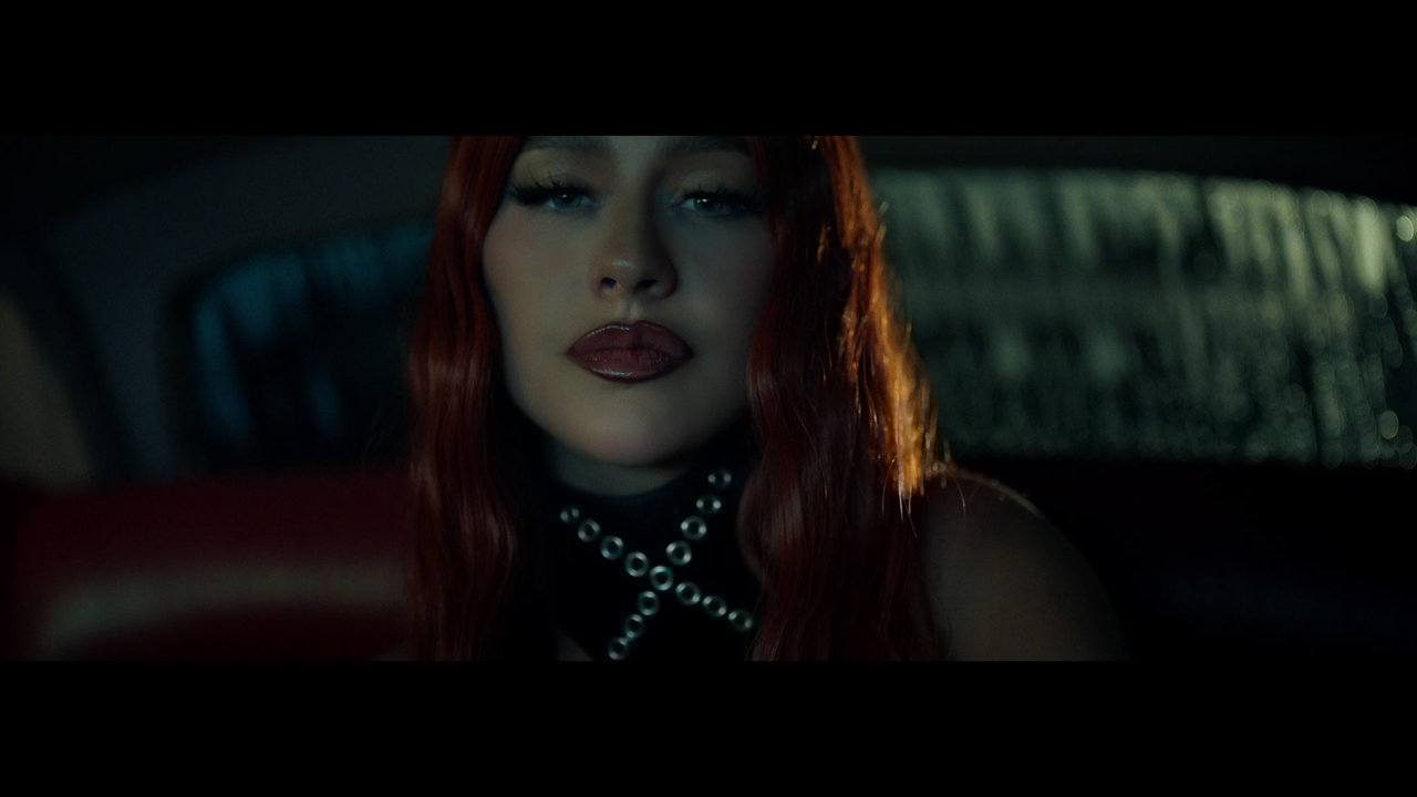 Pa Mis Muchachas (feat. NATHY PELUSO) (Official Video)