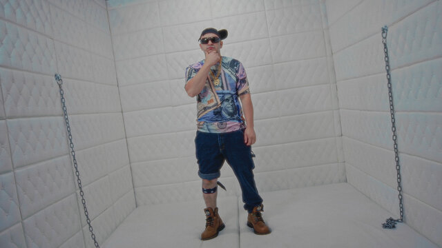 Desiluciones (Official Music Video)