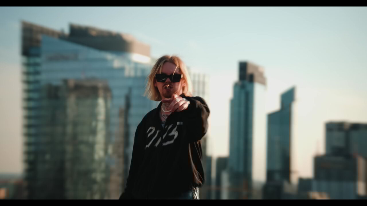 intro do płyty mojego życia (Official Video)