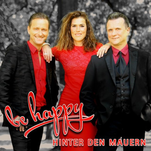 Hinter den Mauern