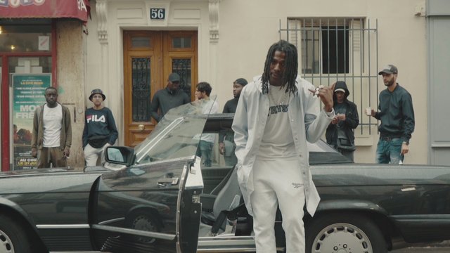 Client (Clip officiel)