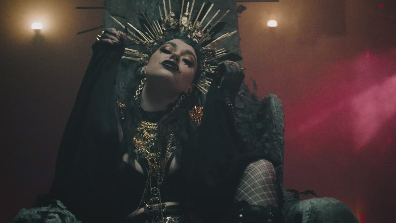 Roach Queen