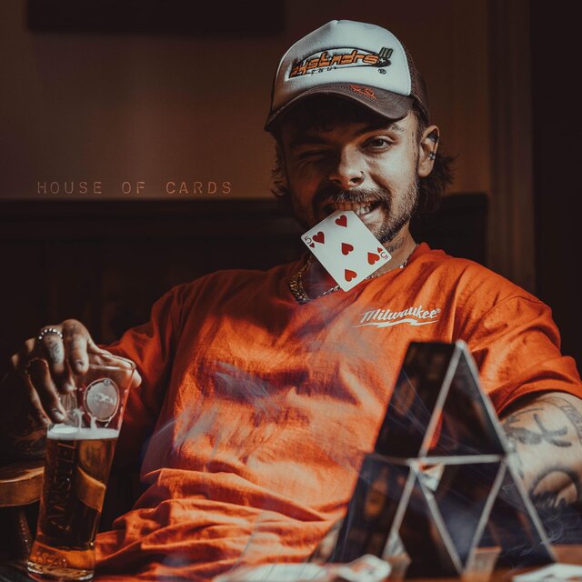 HOUSE OF CARDS
