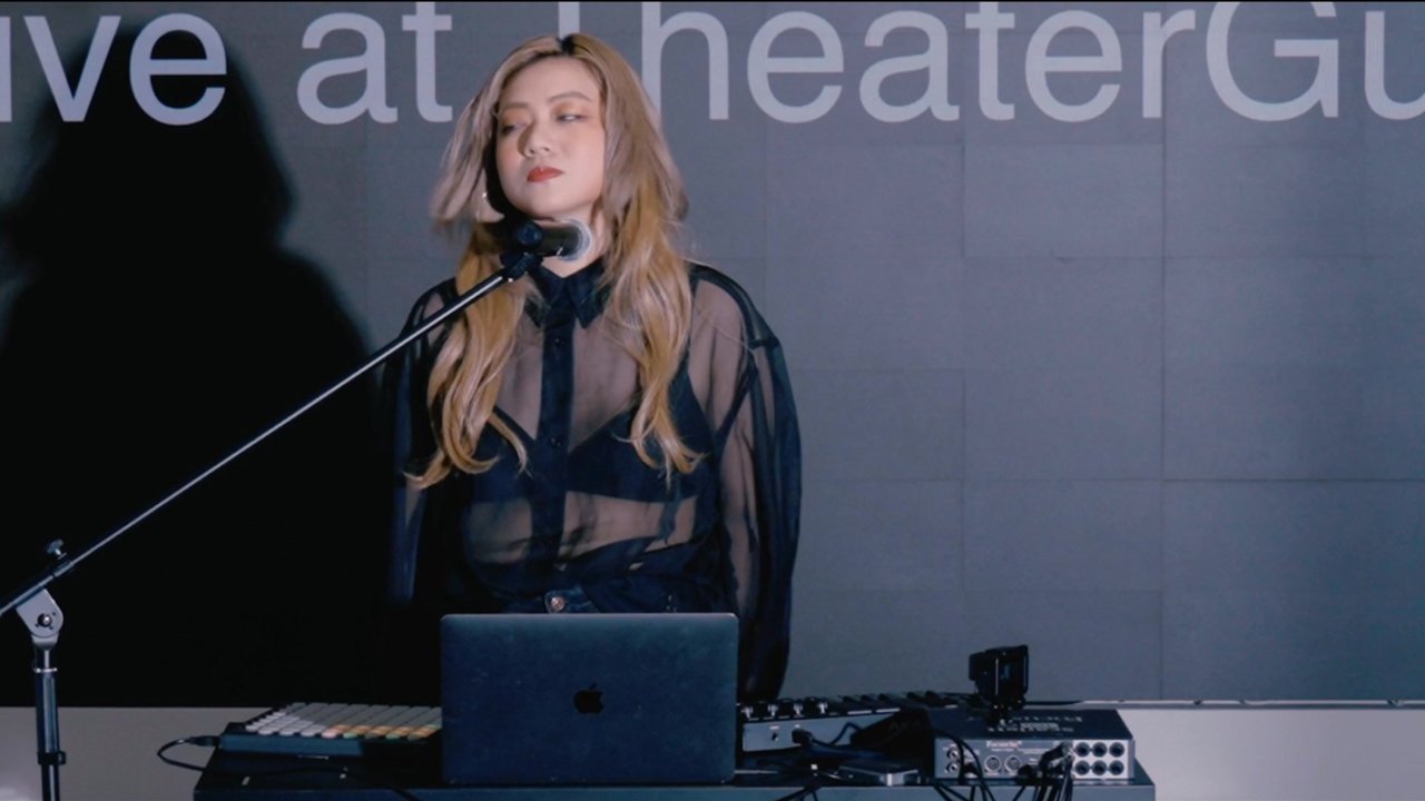 Solo (Live at TheaterGuild, 2022)