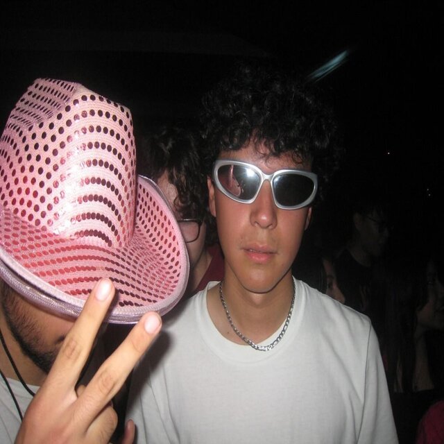 UNA NOCHE (feat. jovrg)