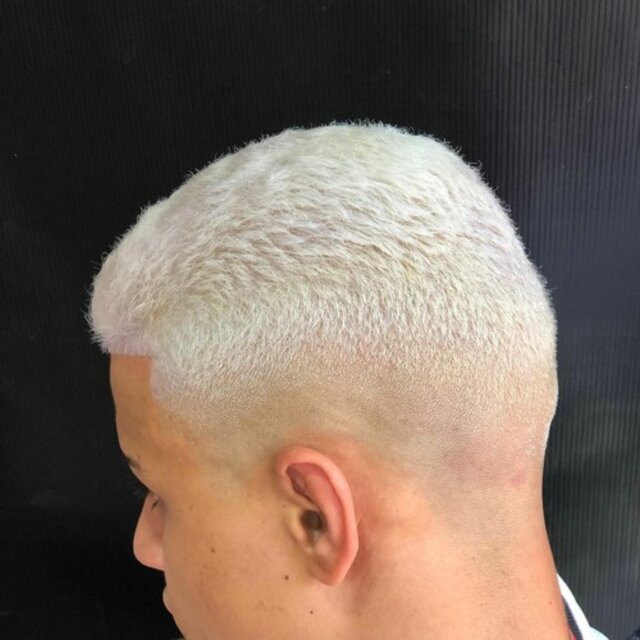 VIRA ESSA RABA QUE EU PASSO CARTÃO