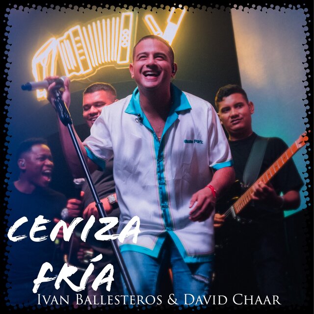 Ceniza Fria (En Vivo)