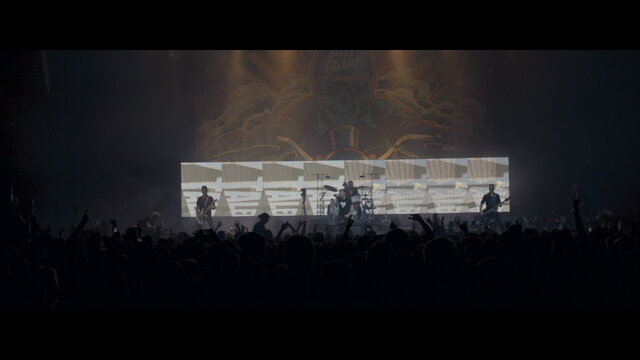 Surprise Surprise (Live at Festhalle Frankfurt, 2022)
