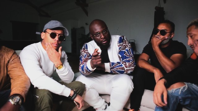 Habitué (Clip officiel)