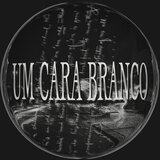 Um cara branco