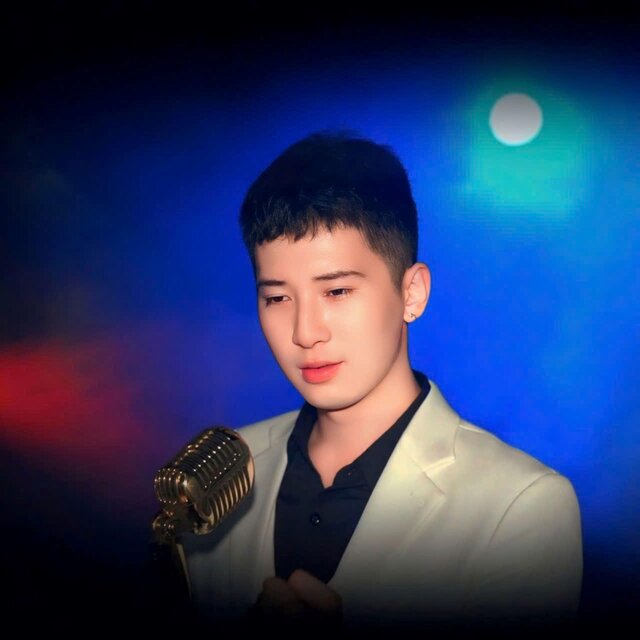 Yêu Trong Lòng