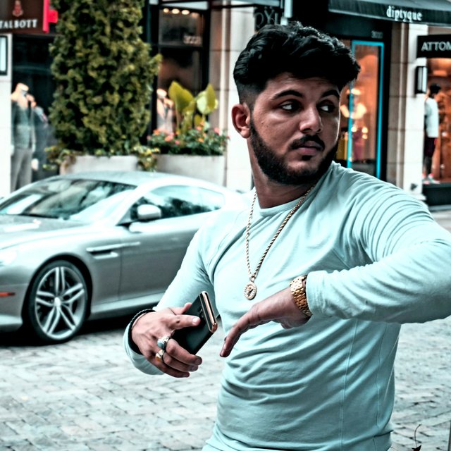 Ali