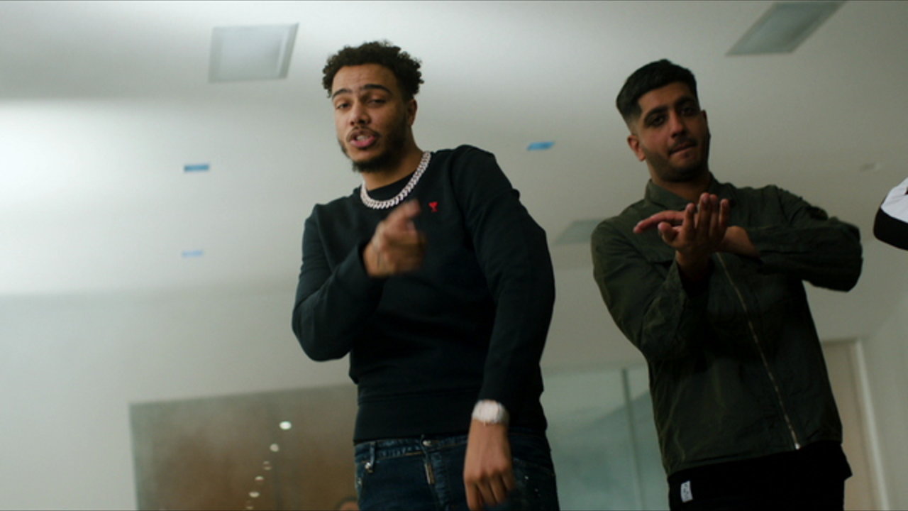 Fashion Week (feat. AJ Tracey & MoStack)