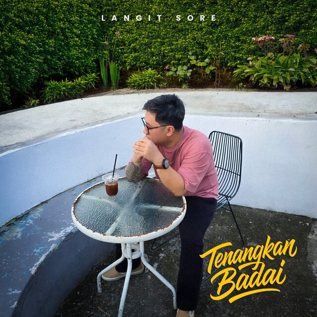 Tenangkan Badai