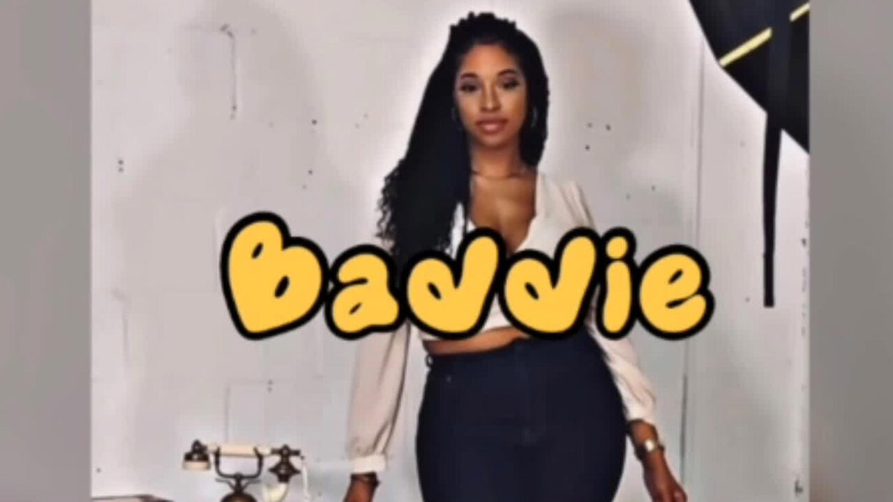 Baddie  (feat. Romey)