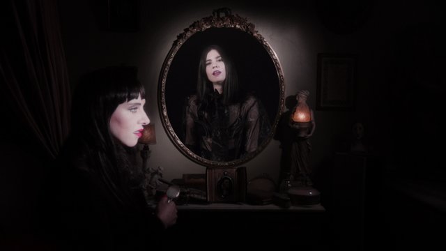 Entre las Dos (Official Video)