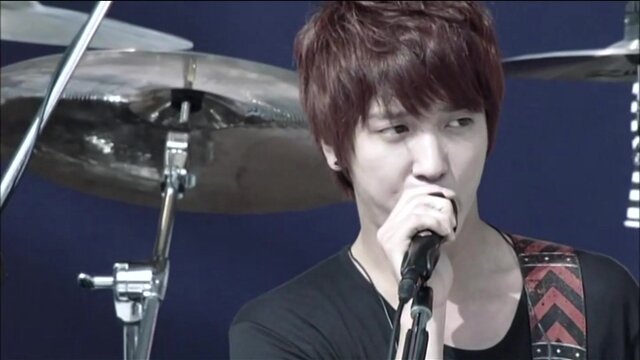 In My Head (Live-2011 Special Event -In My Head-@Yomiuri Land, Tokyo)