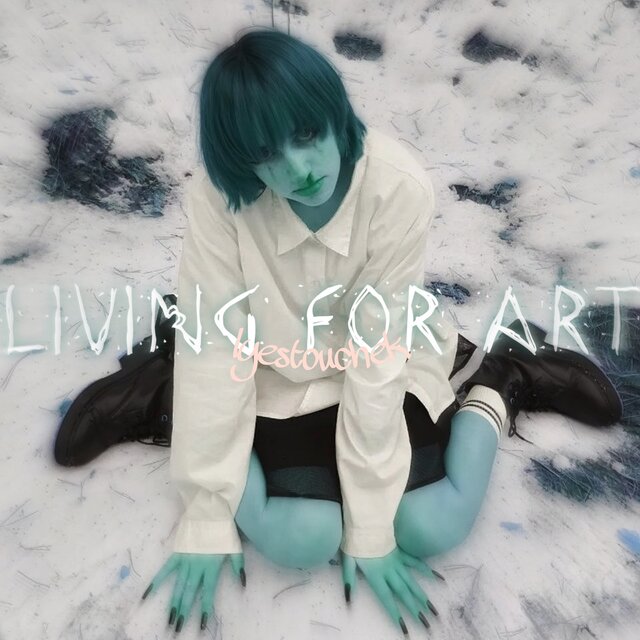 Living For Art : from snow to flowers