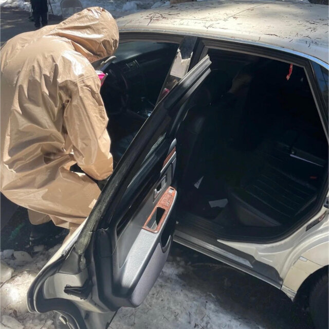 i can't get in that car