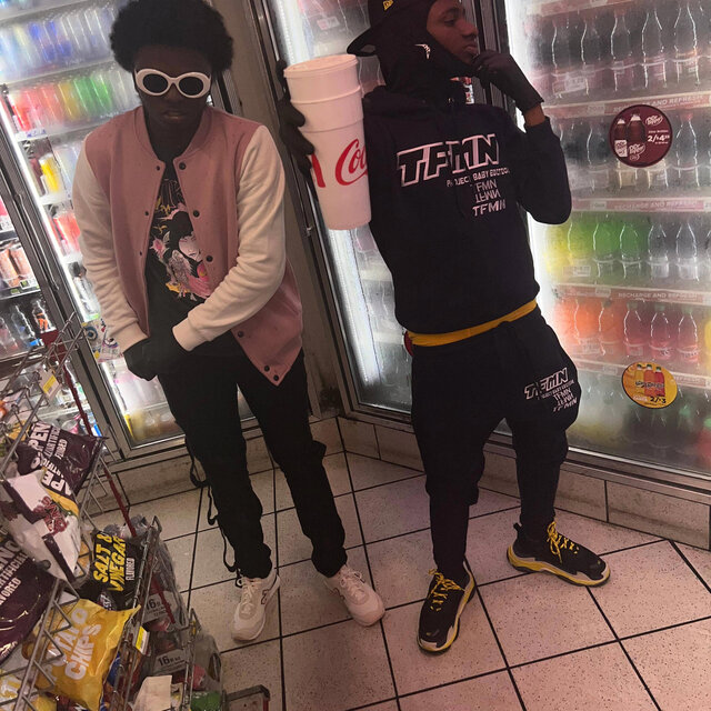 Pray fa me (feat. Kenntae)