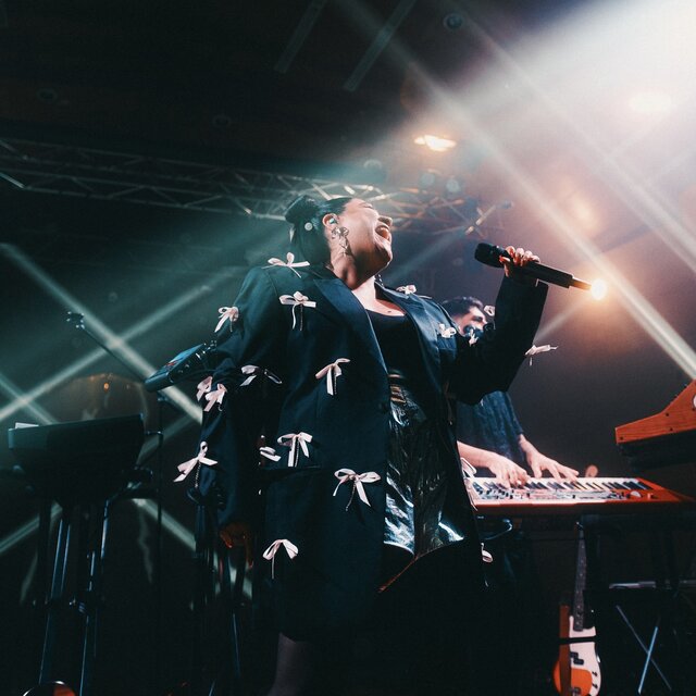 Entrégate (En Vivo - GAM)