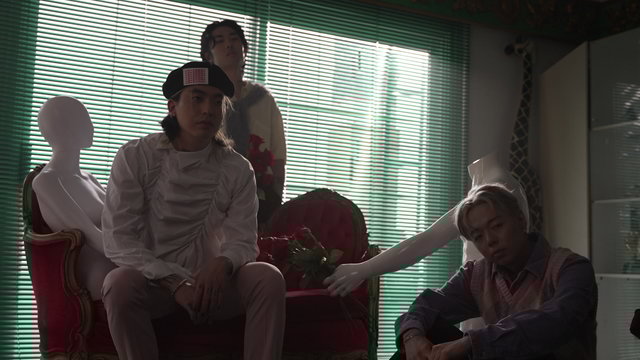 TELL ME (Behind the Scenes)