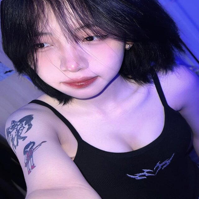 Người Ấyyy