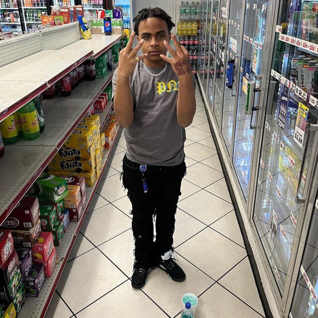 Hold Up
